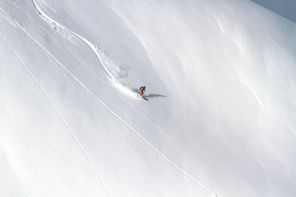 徐梦桃恢复训练继续瞄准新赛季 自由式滑雪老将坚守雪场永不言退